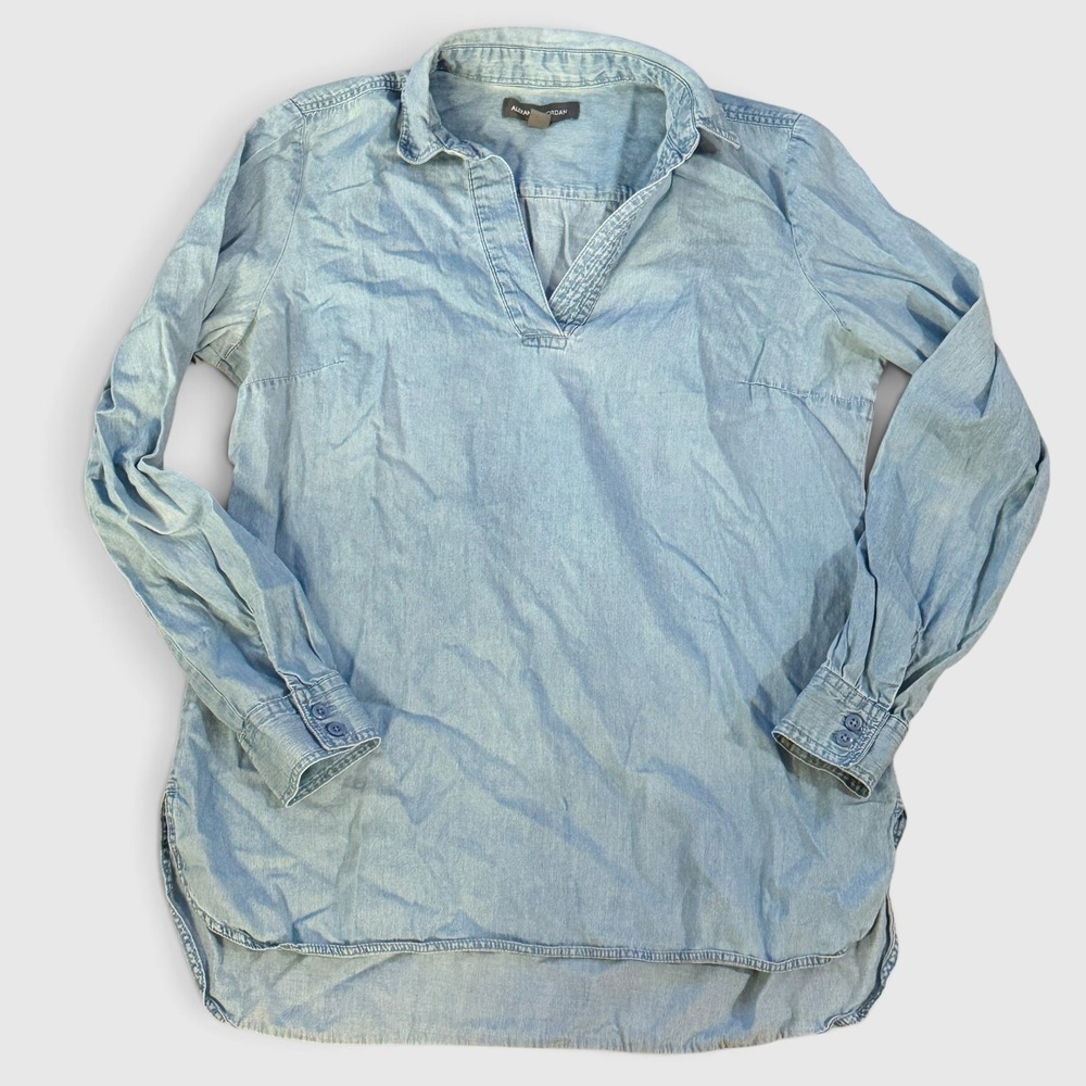Chambray Denim Tunic Shirt S Light Wash V-Neck Pullover Coastal Cowgirl Casual